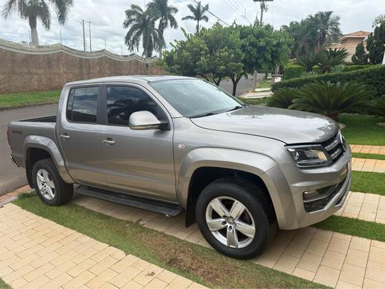 VOLKSWAGEN AMAROK 2.0 HIGHLINE 4X4 CD 16V TURBO INTERCOOLER DIESEL 4P AUTOMÁTICO VOLKSWAGEN AMAROK 2.0 HIGHLINE 4X4 CD 16V TURBO INTERCOOLER DIESEL 4P AUTOMÁTICO